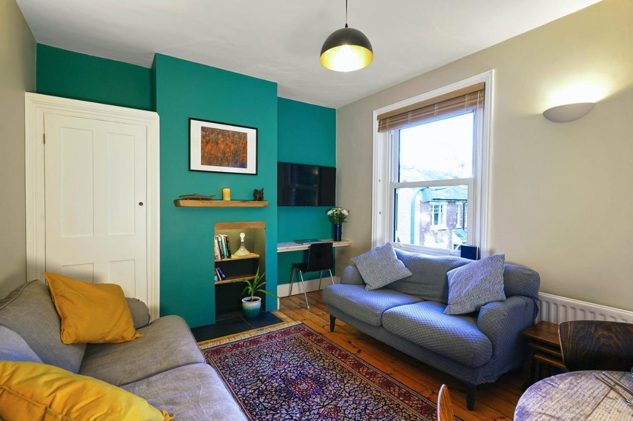 Appartamento Tastefully Decorated 1-Bed With Free Parking - At Hem Winchester Esterno foto